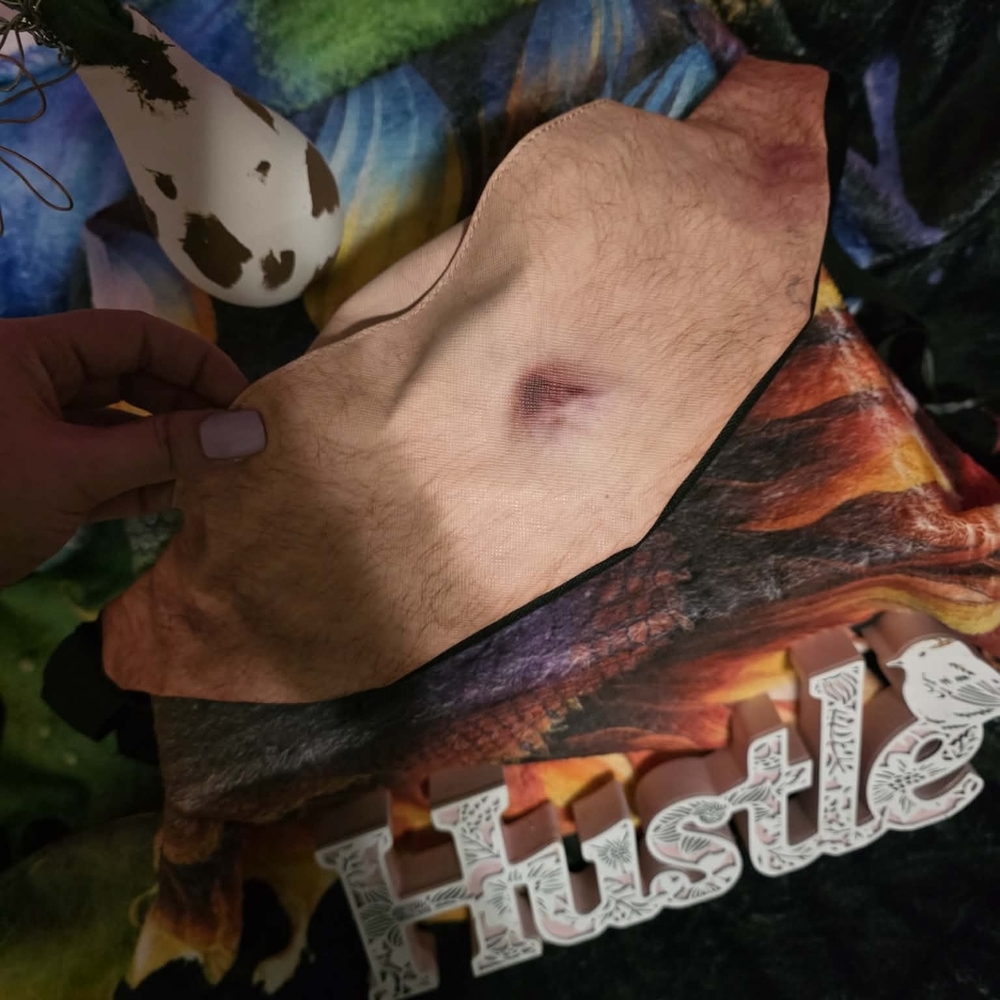 Unique Belly Button Print Fanny Pack 🤣🤙